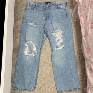 Aeropostale Women’s Light Blue Ripped Jeans